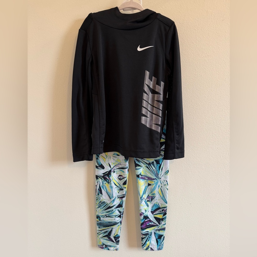 Nike Girls Hoodie with Vibrant Patterned Leggings Set